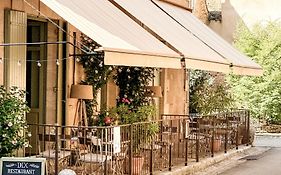 Dix Restaurant & Chambres D'Hotes, Sainte-Alvere, Dordogne